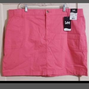 Lee Women's Size 22M Skort Mid Rise Regular Fit Khaki Shorts Rainy Day Pink Glow